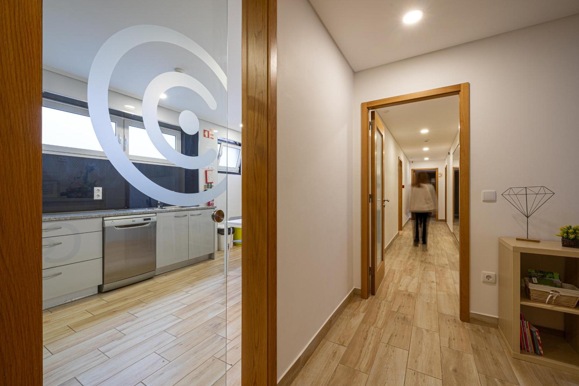 Central Suites Pensjonat São João da Madeira